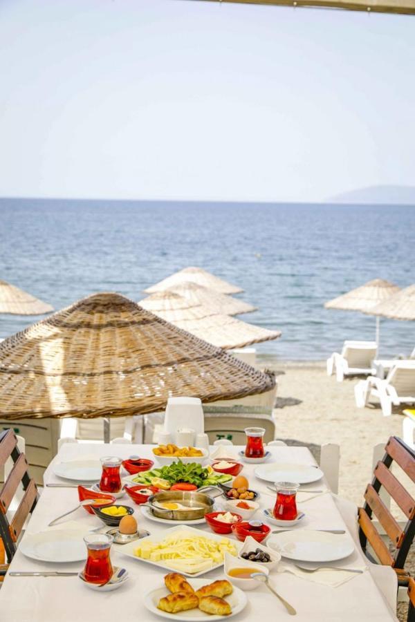 Hotel Teos Ormanci Tatil Koyu à Seferihisar Extérieur photo