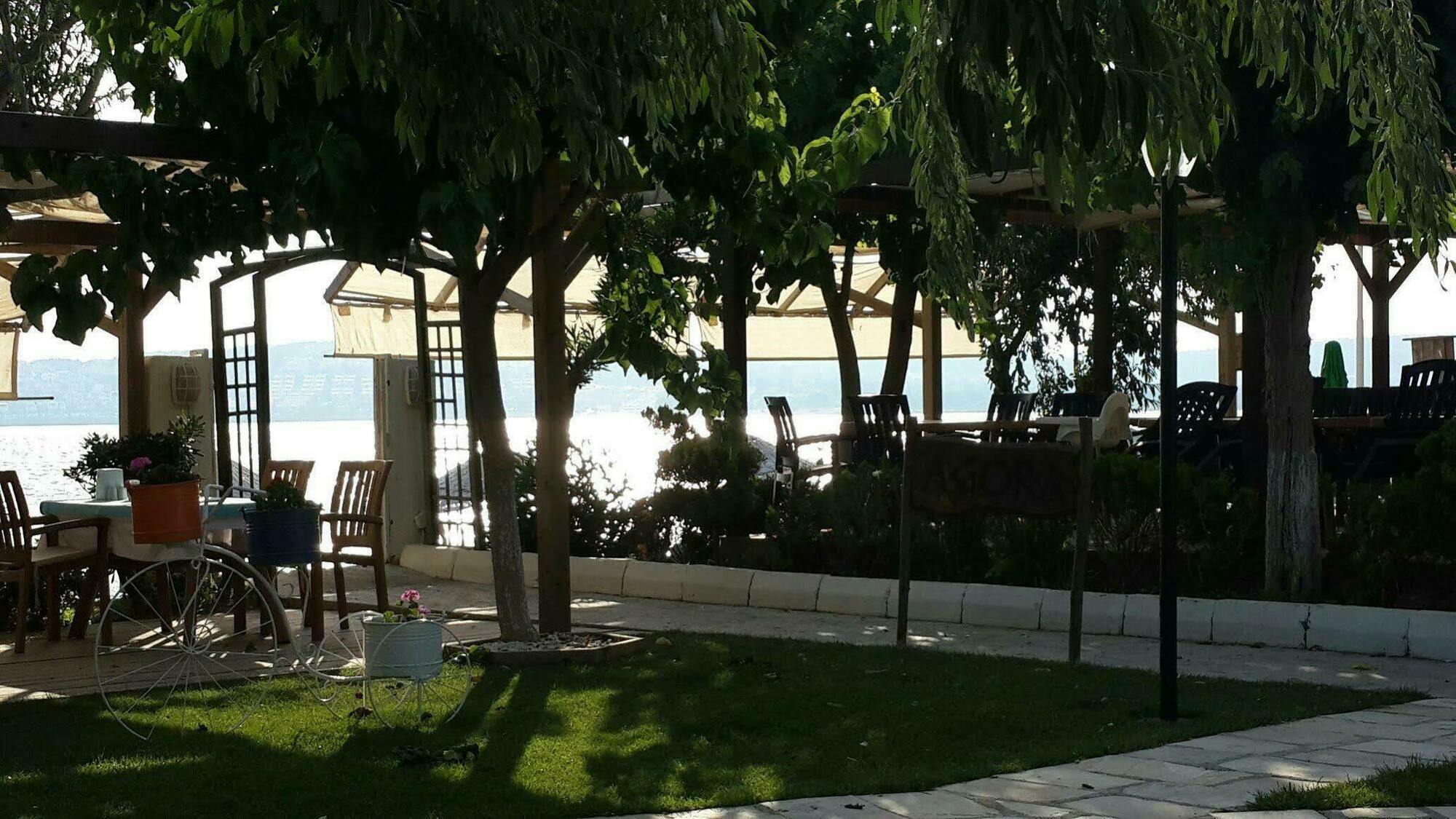 Hotel Teos Ormanci Tatil Koyu à Seferihisar Extérieur photo
