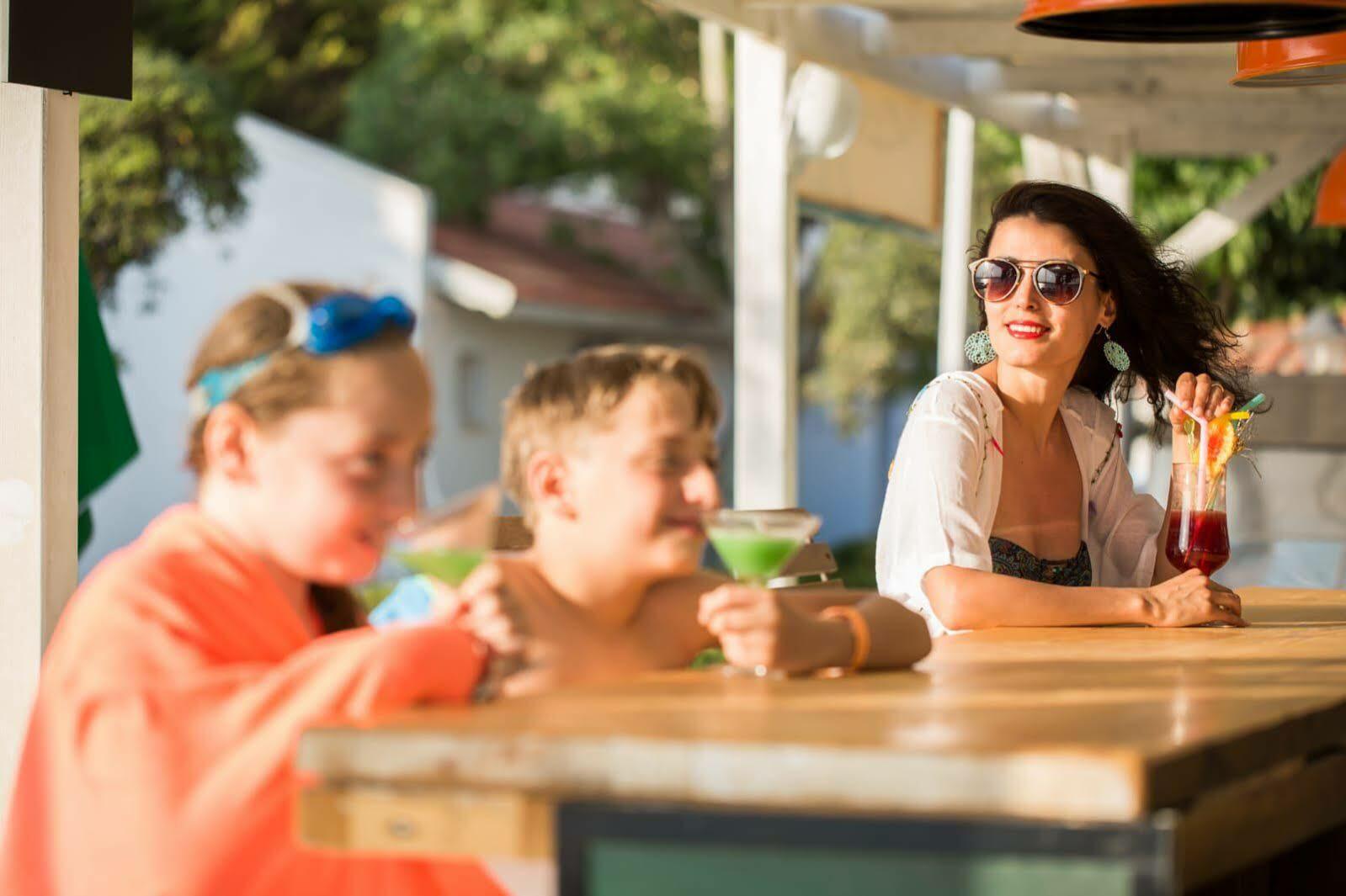 Hotel Teos Ormanci Tatil Koyu à Seferihisar Extérieur photo