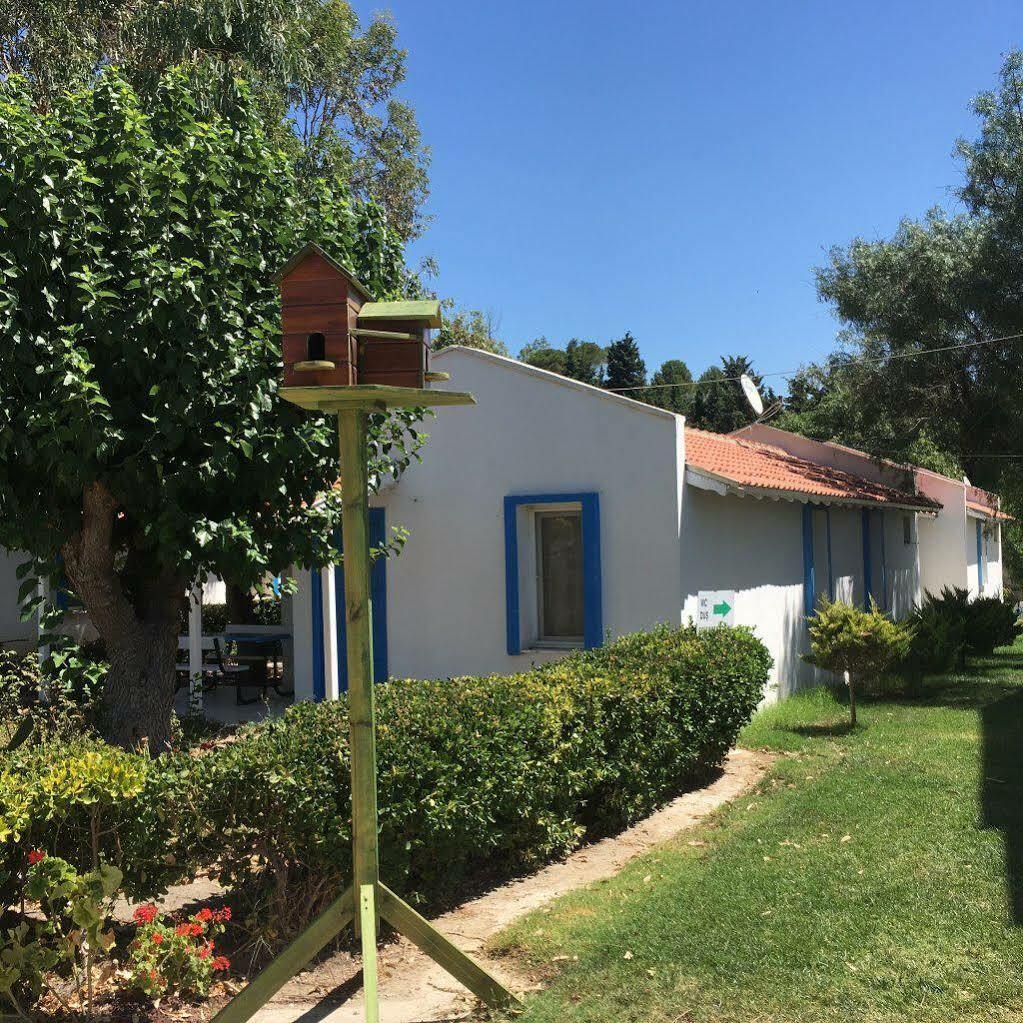 Hotel Teos Ormanci Tatil Koyu à Seferihisar Extérieur photo